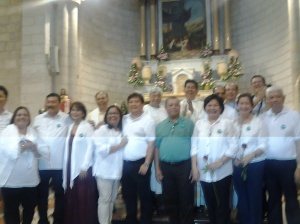 236 Renewed couples after the Mass at cana Church