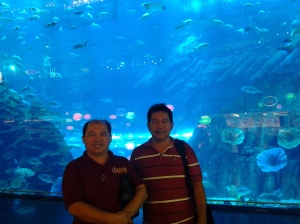 Me and Fr. Estong at Dubai Aquararium in Dubai Mall